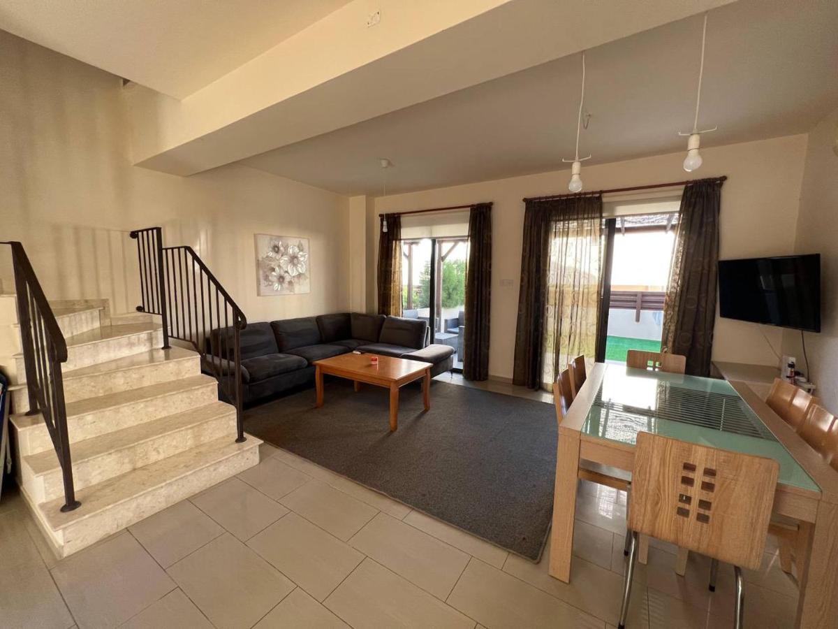 Kapparis Town House Villa Paralímni Kültér fotó