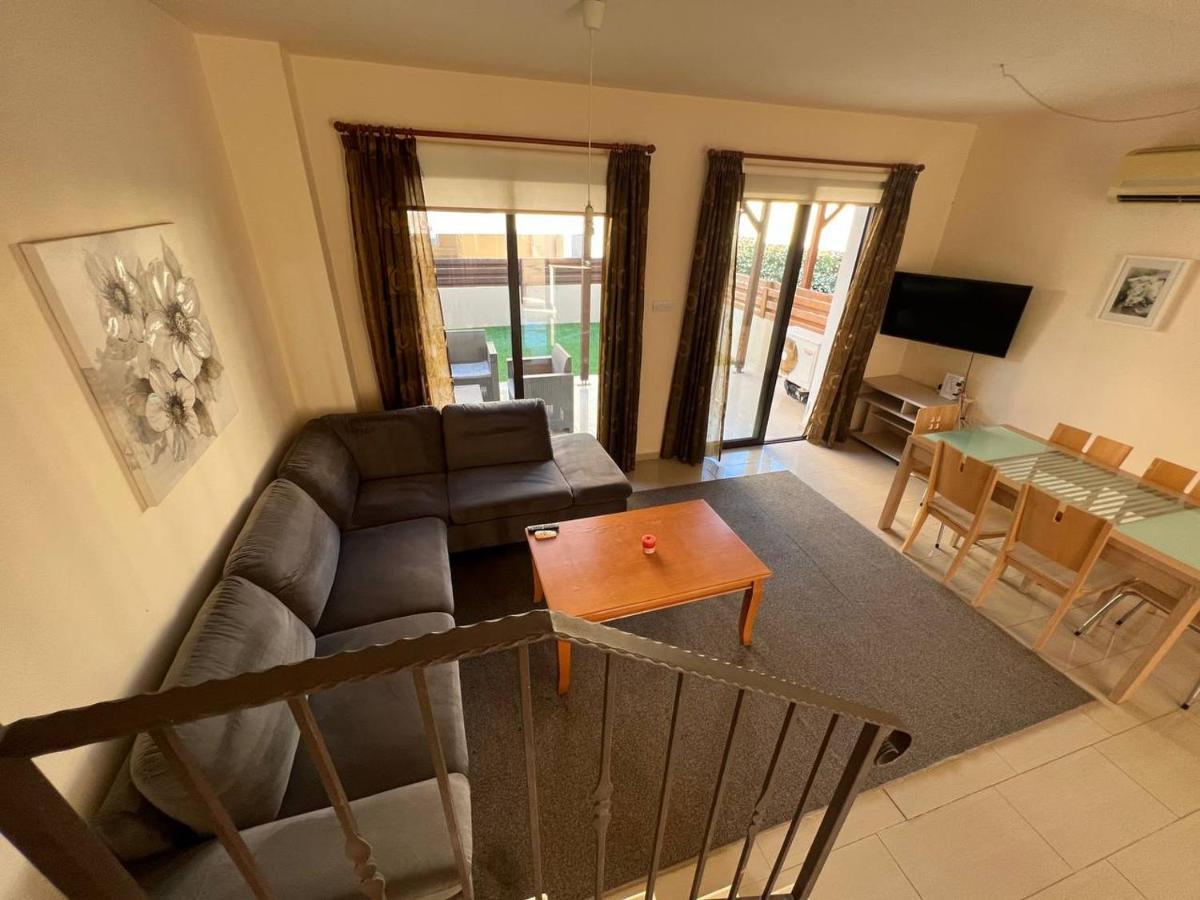 Kapparis Town House Villa Paralímni Kültér fotó